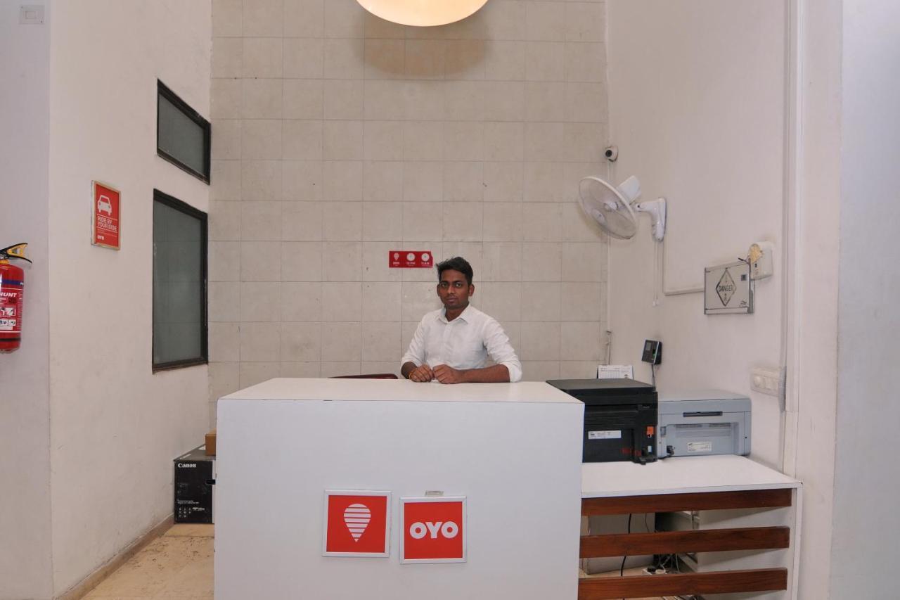 Oyo Flagship 591 Safdarjung Enclave Lejlighedshotel New Delhi Eksteriør billede